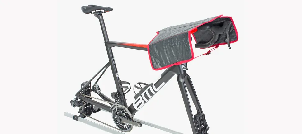 EVOC_COCKPIT_PAD_grey-050_970x430.png